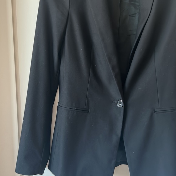 Zara Basic Black Blazer - Picture 3 of 4
